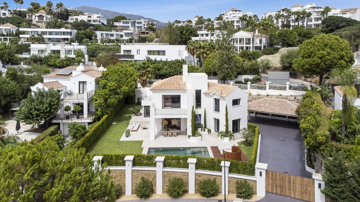 Villa in Benahavis