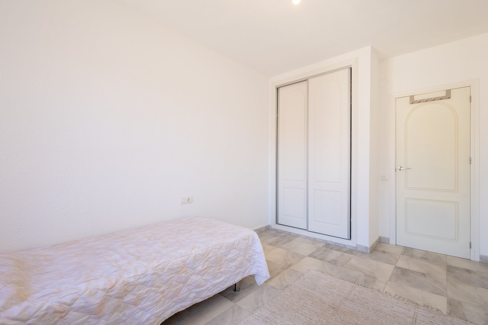 Apartamento com 3 quartos com vista mar em Alicante, Espanha – Foto 17