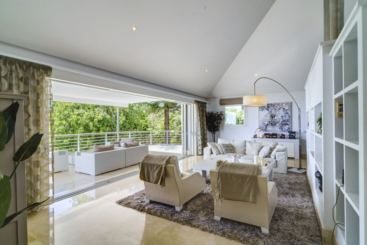 5 Bedroom Villa in Benahavís - Foto 10