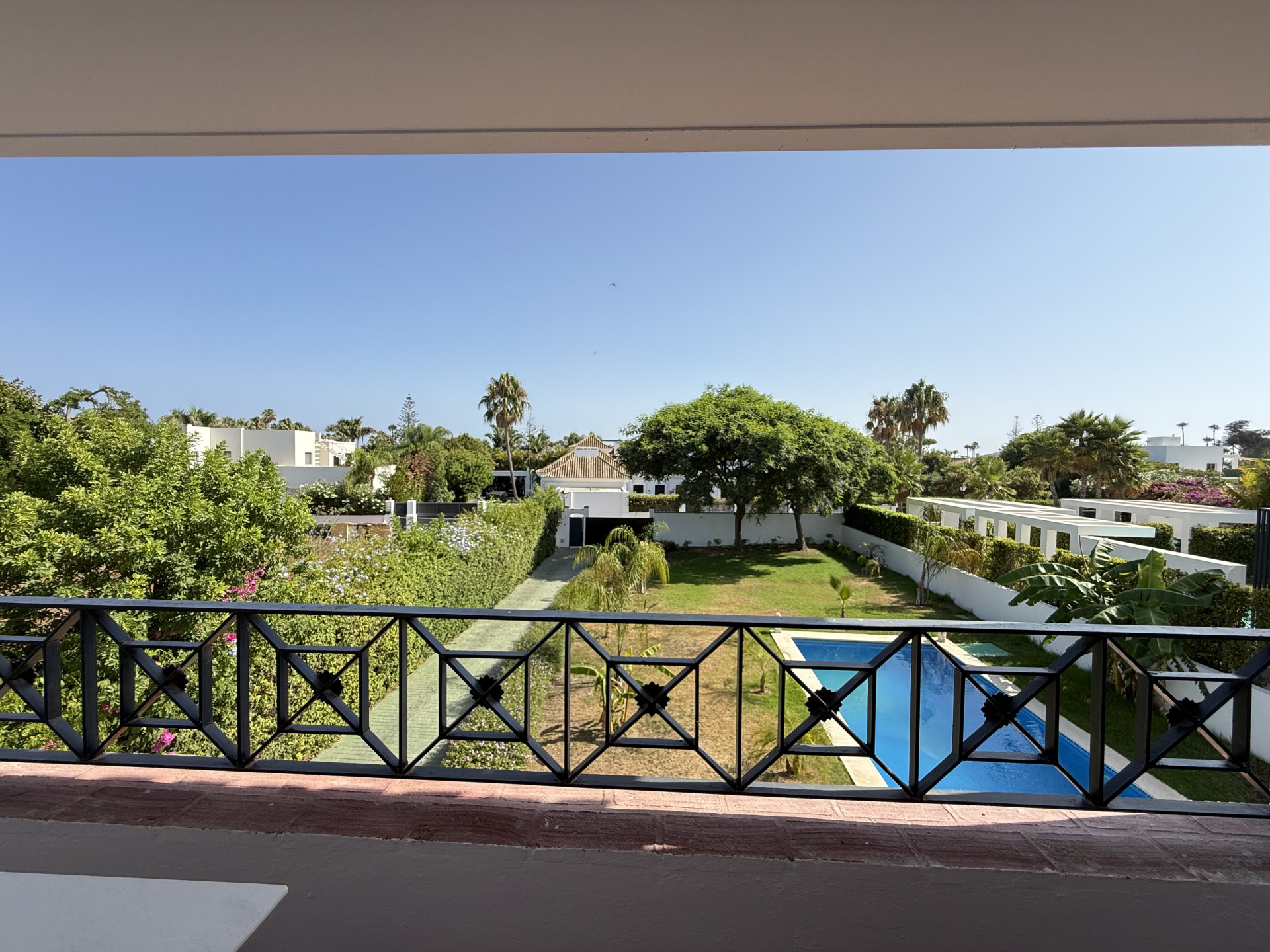 4 Bedroom Villa in San Pedro de Alcántara - Photo 15