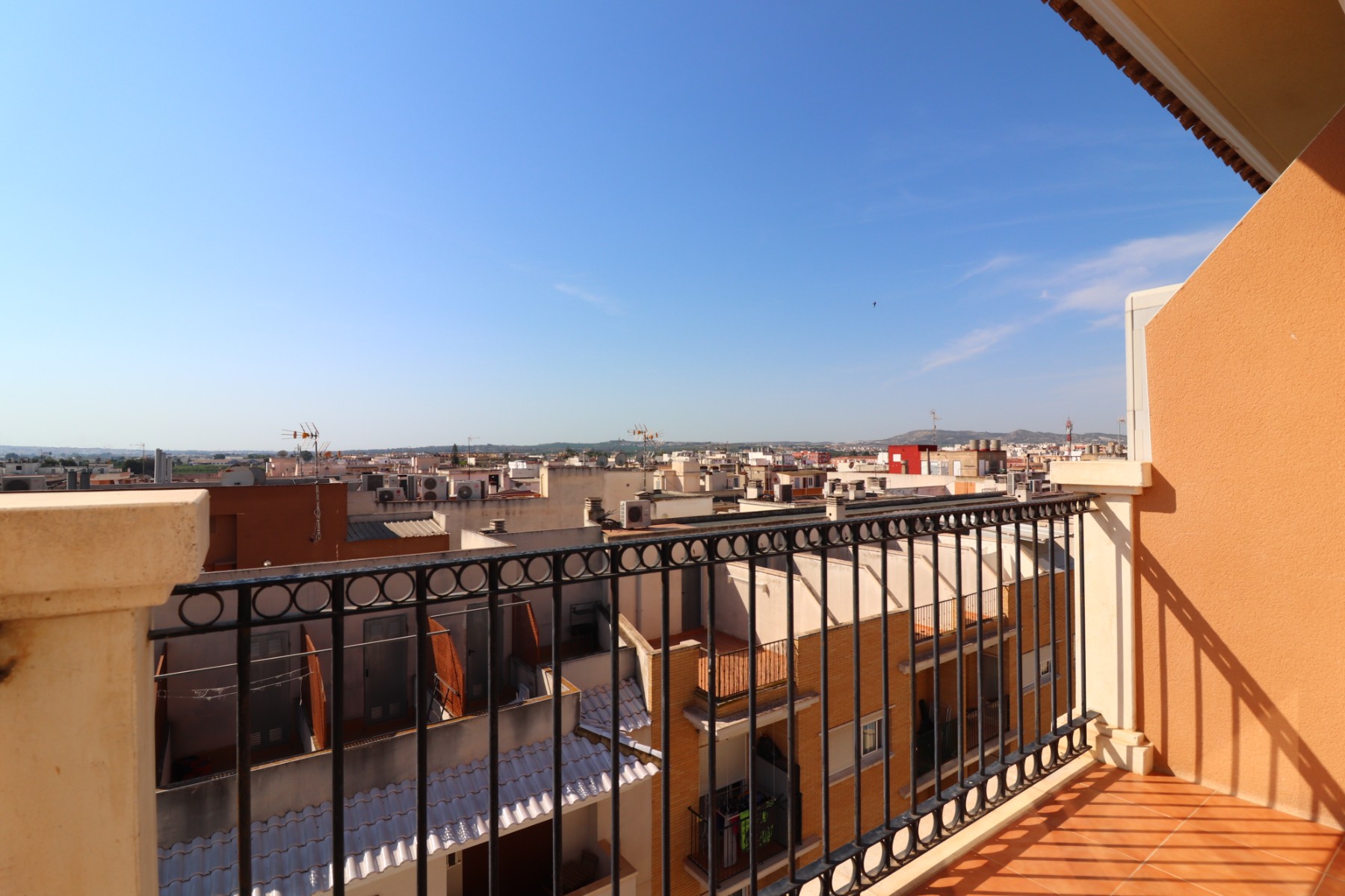 Apartamento com 2 quartos com piscina em Alicante, Espanha – Foto 4
