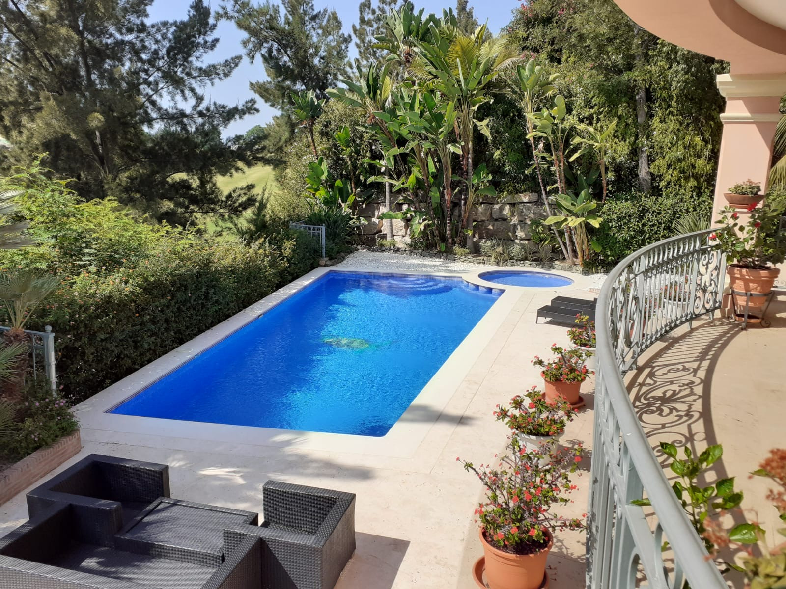 4 Bedroom Villa in Estepona - Foto 4