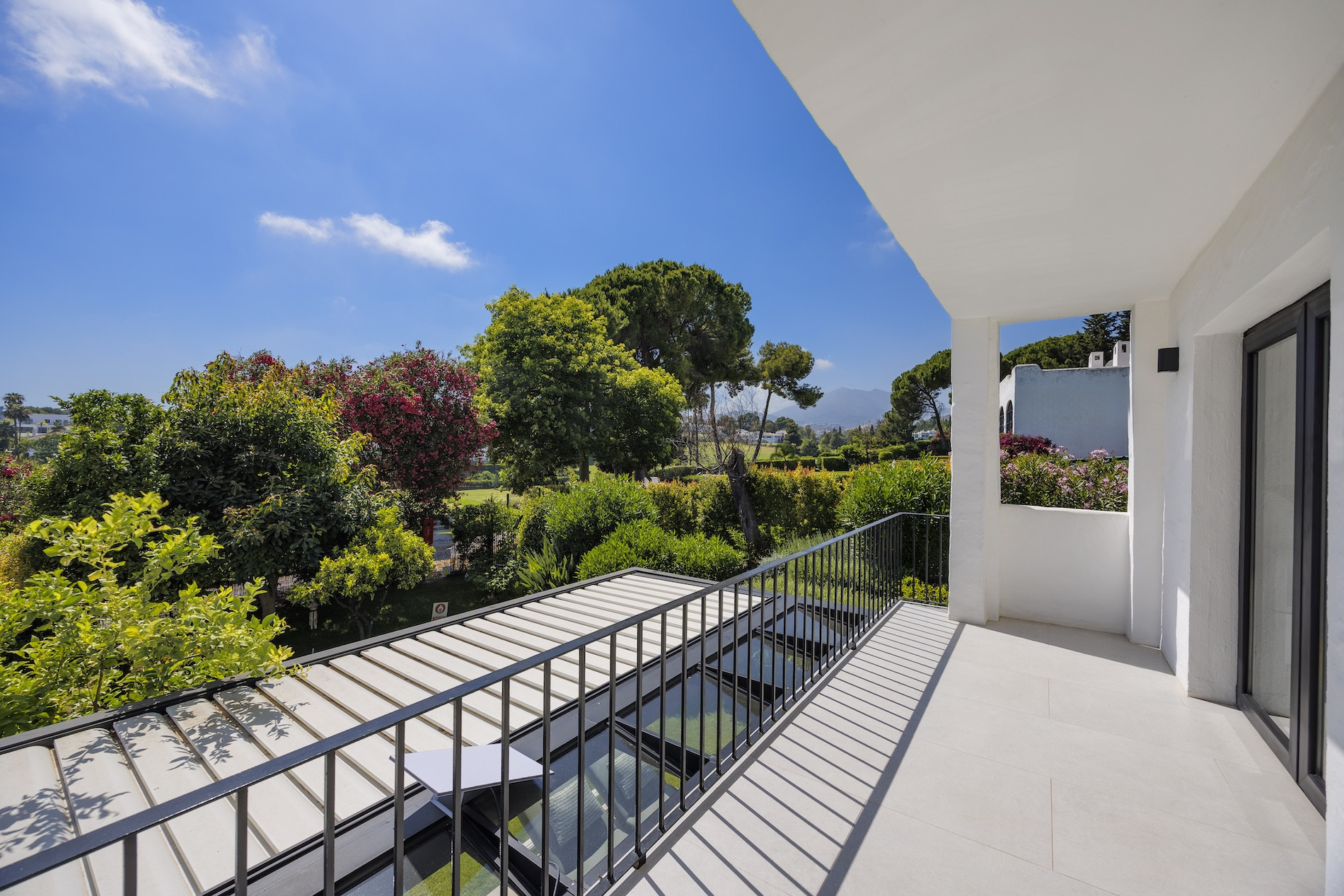 3 Bedroom Villa in Marbella - Photo 27