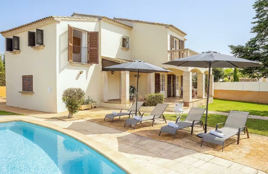 Villa in San Lorenzo de Cardessar