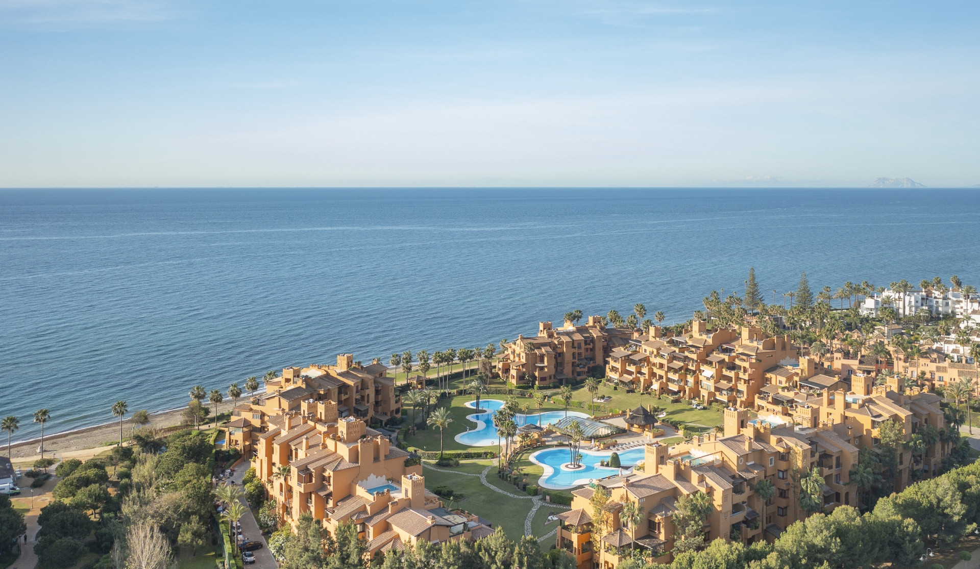 3 Bedroom Apartment in Estepona - Foto 5