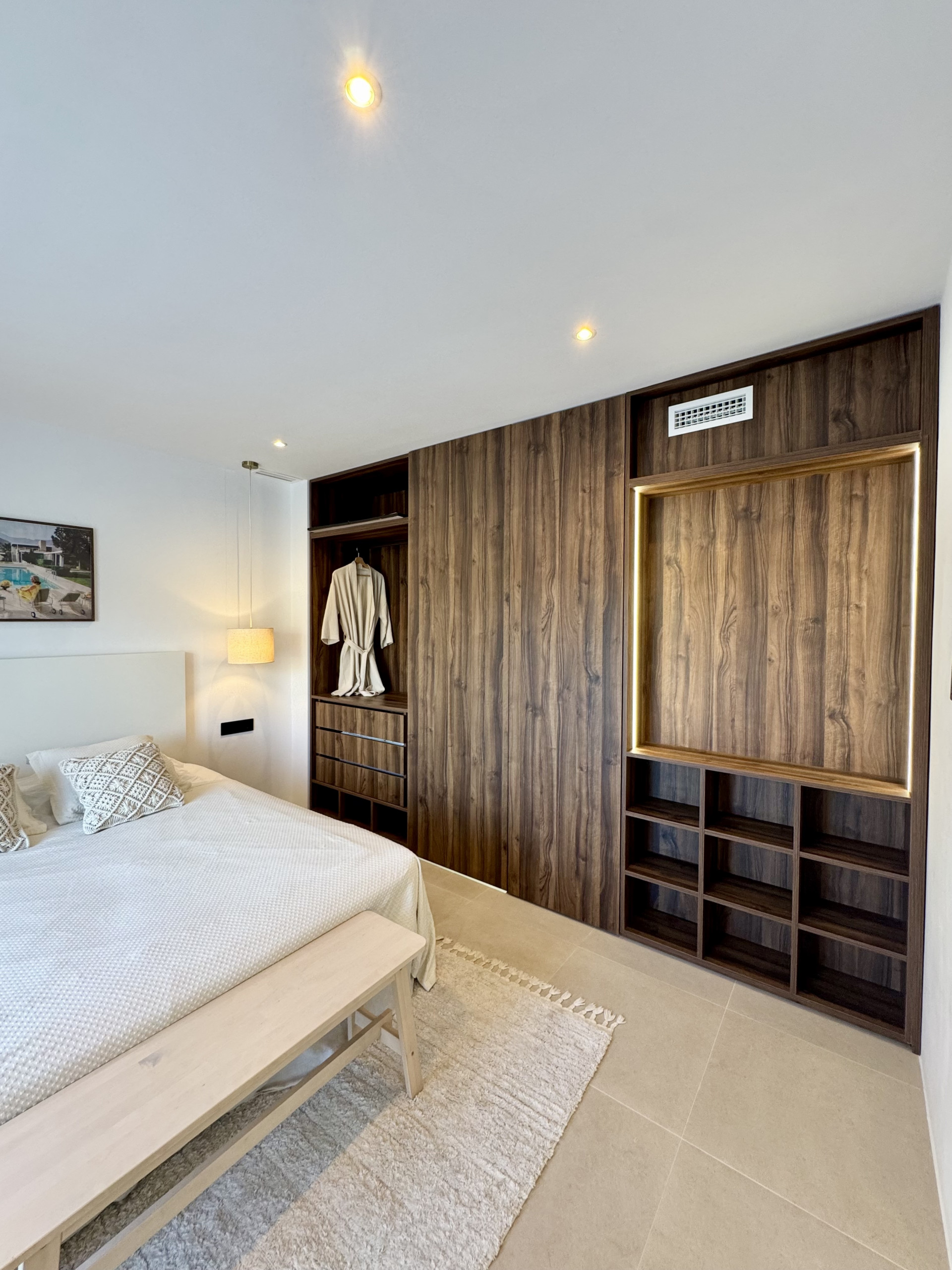 3 Bedroom Penthouse in Benahavís - Photo 12