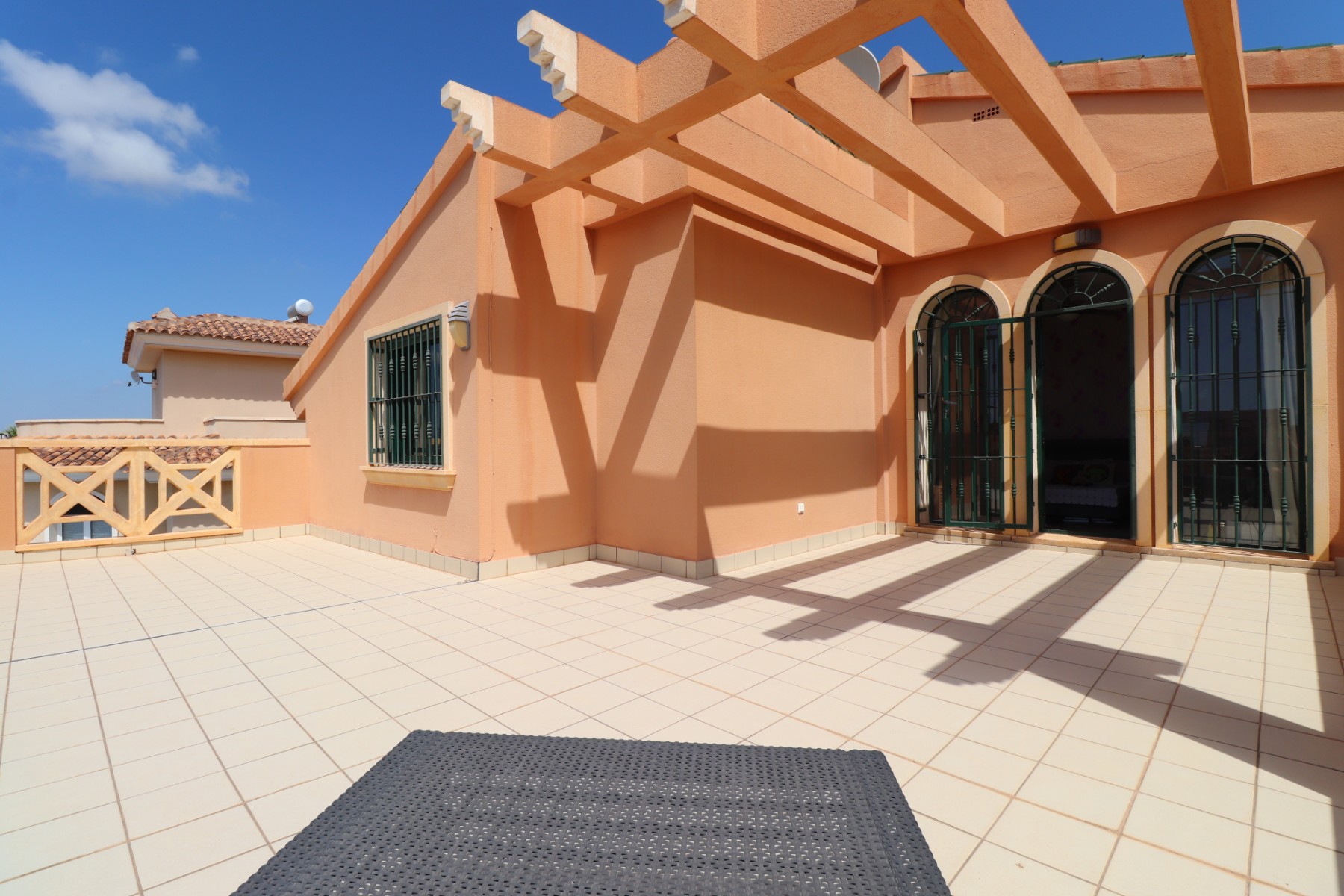 Moradia com 4 quartos com piscina em Alicante, Espanha – Foto 24