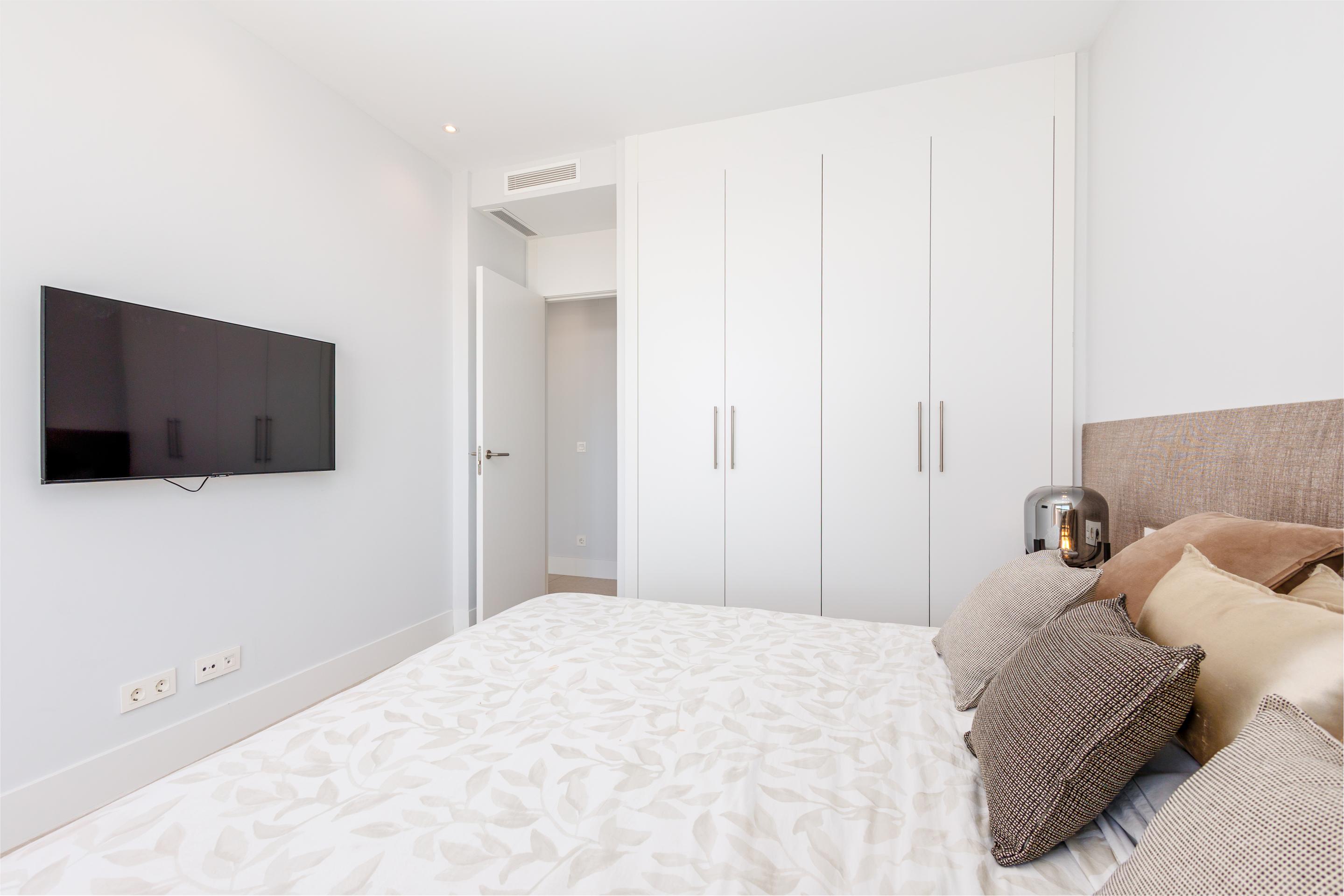 3 Bedroom Apartment in Benahavís - Photo 18