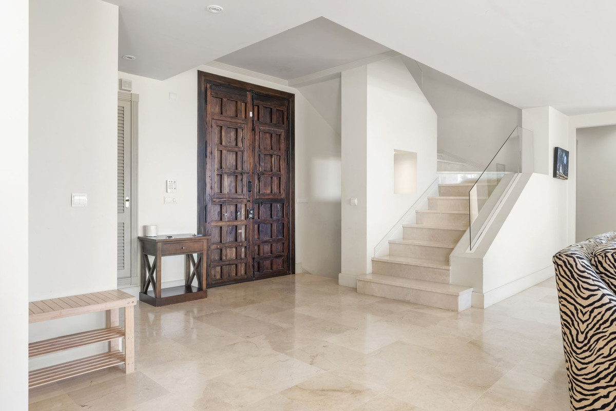 4 Bedroom Villa in Manilva - Photo 10