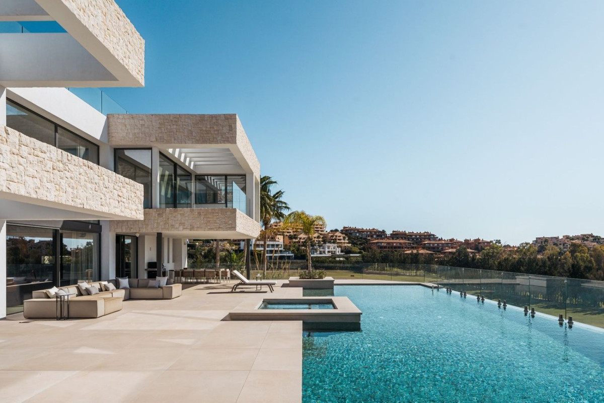 5 Bedroom Villa in Benahavís - Foto 5