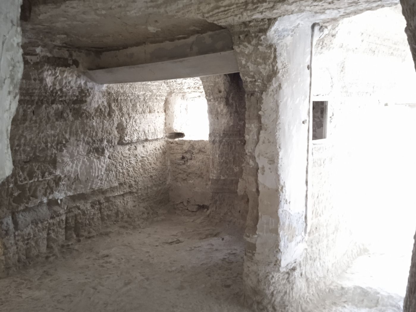 Chalet de 9 dormitorios con piscina en Granada – Foto 10