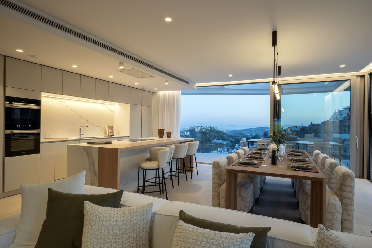 4 Bedroom Penthouse in Benahavís - Foto 4