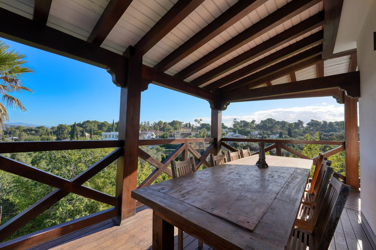 5 Bedroom Villa in Sotogrande - Photo 7