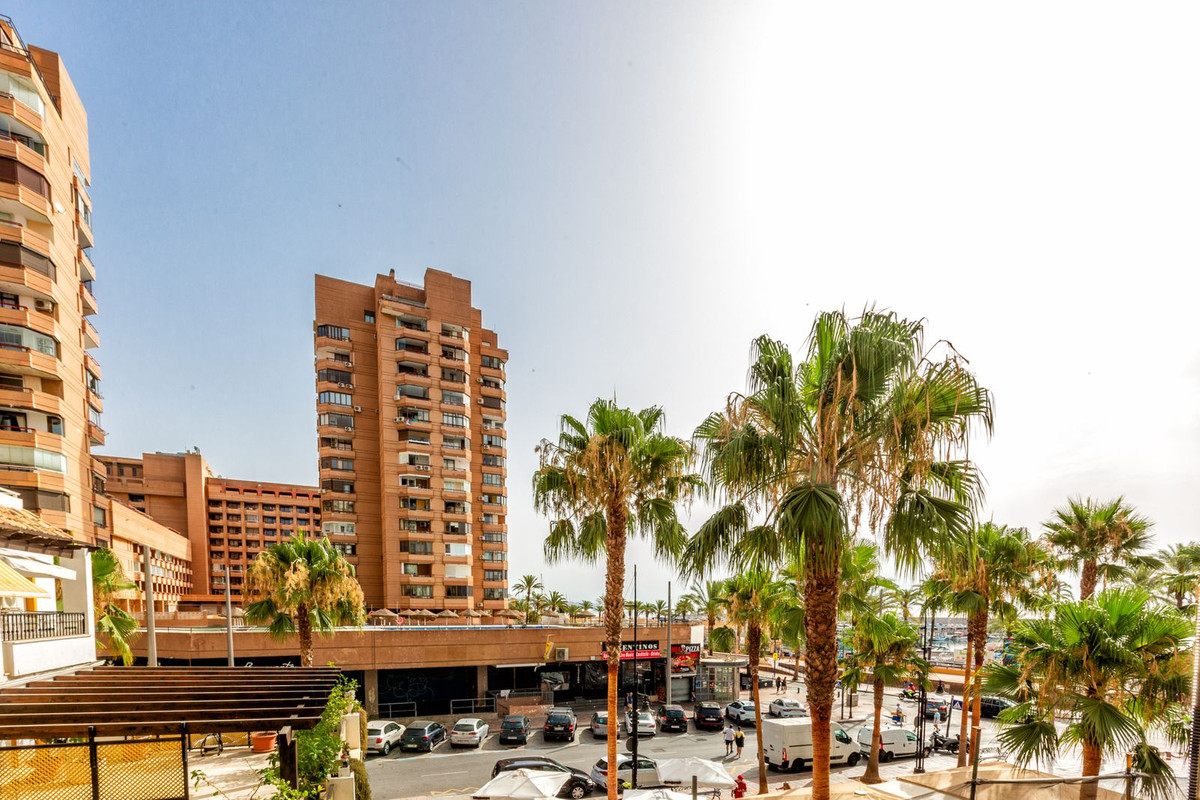 1 Bedroom Apartment in Fuengirola - Foto 2