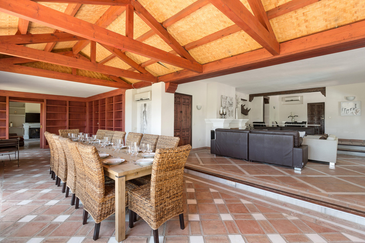12 Bedroom Villa in Benahavís - Foto 11