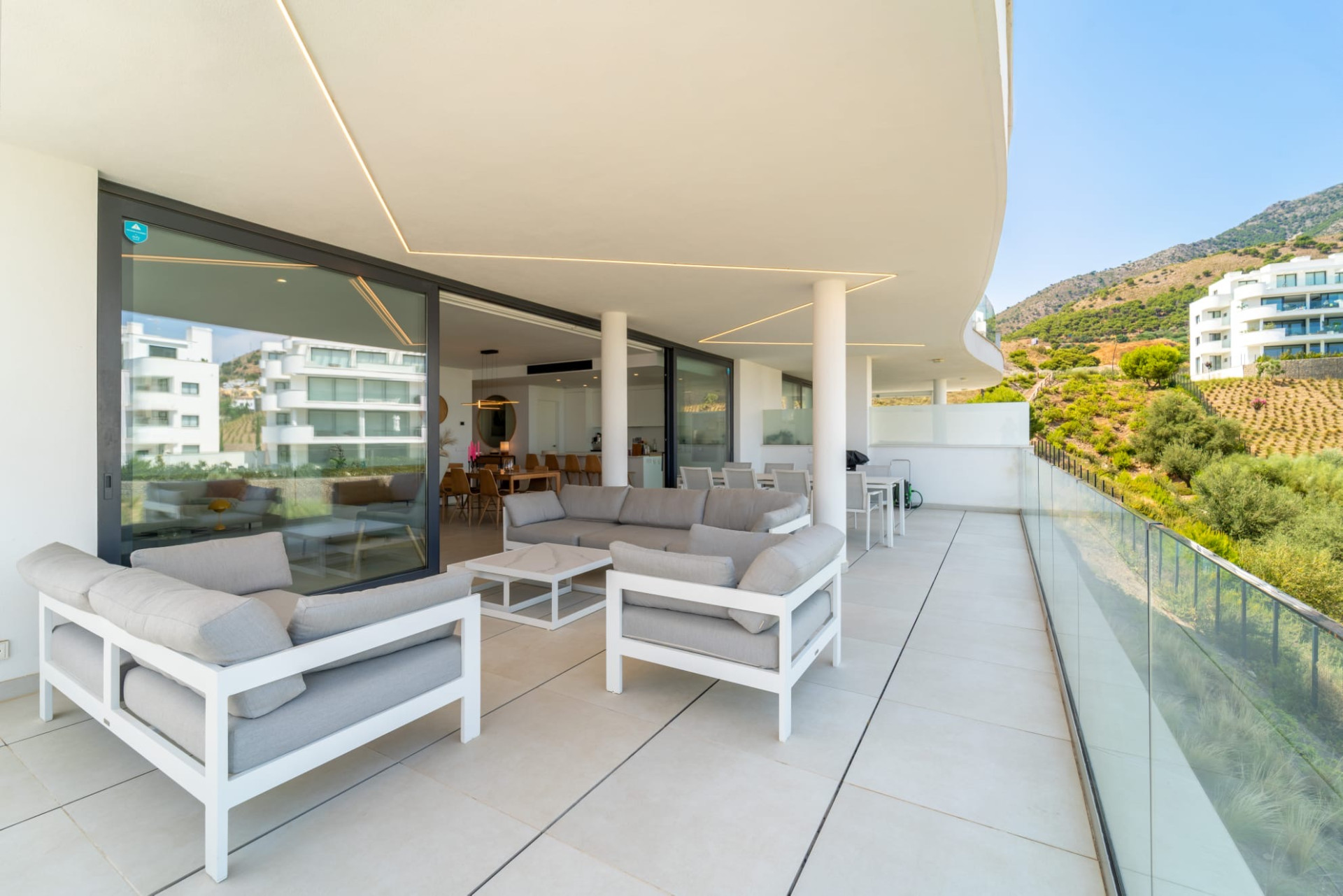 3 Bedroom Apartment in Benalmádena - Foto 25