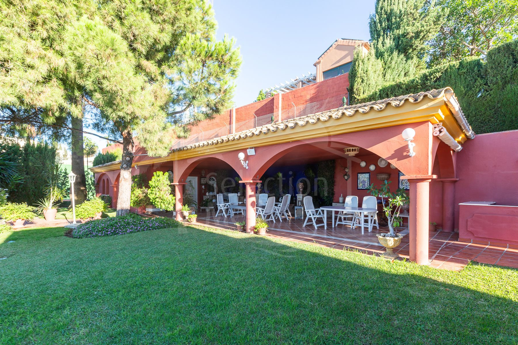 6 Bedroom Villa in Estepona - Photo 9