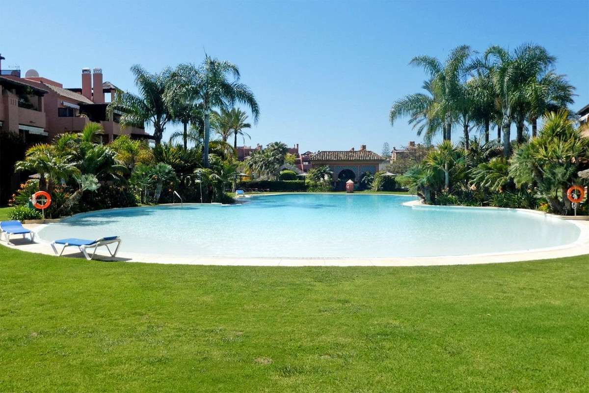 Penthouse in Guadalmina Baja