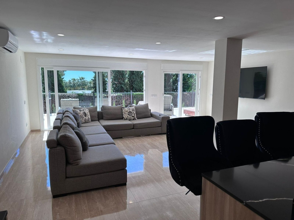 6 Bedroom Villa in Marbella - Фото 15