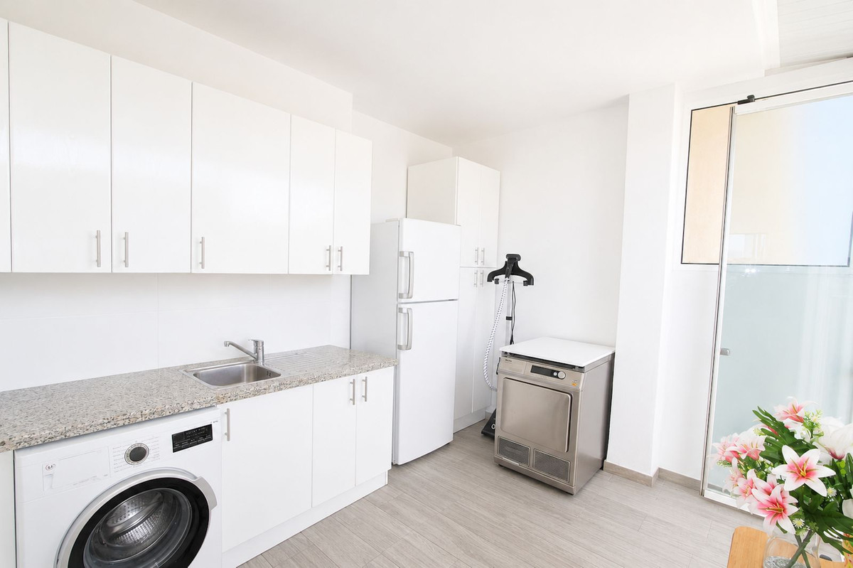 Apartamento com 3 quartos com piscina em Málaga, Espanha – Foto 18