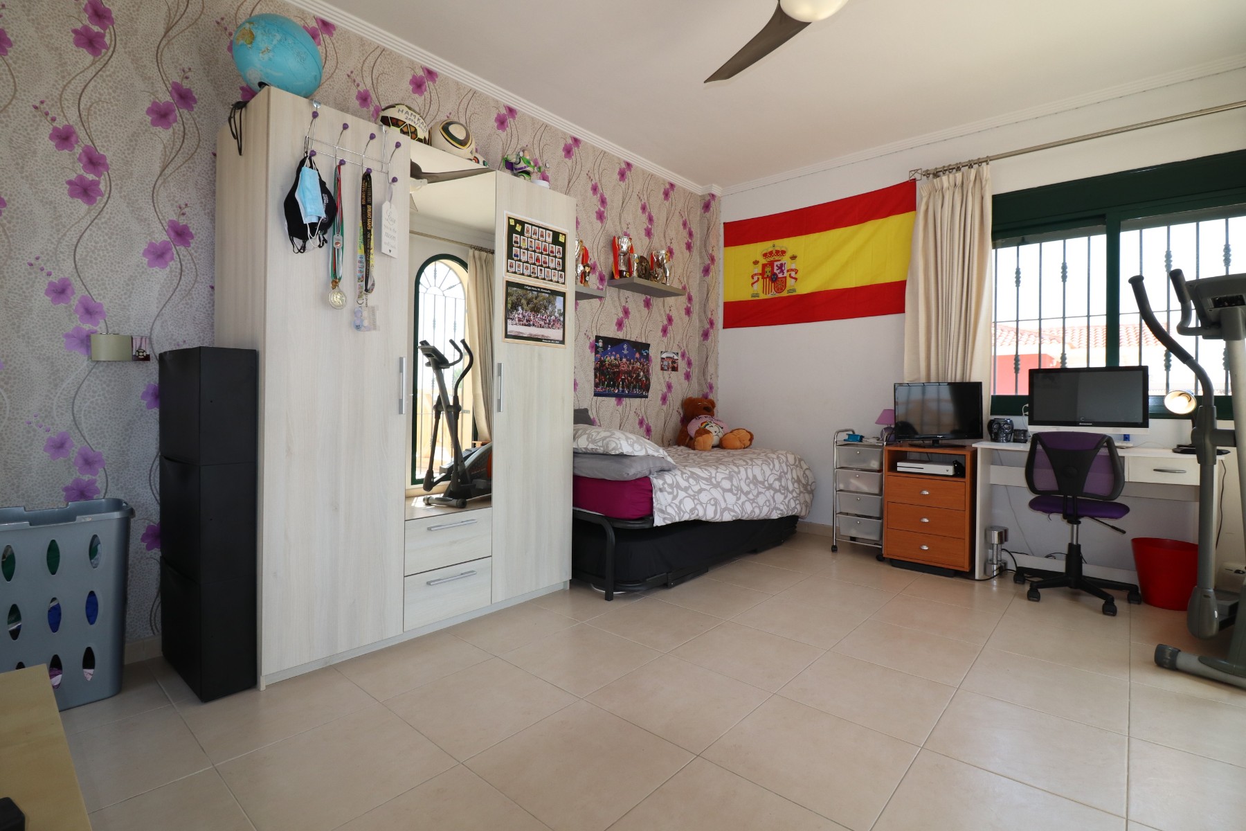 Moradia com 4 quartos com piscina em Alicante, Espanha – Foto 13