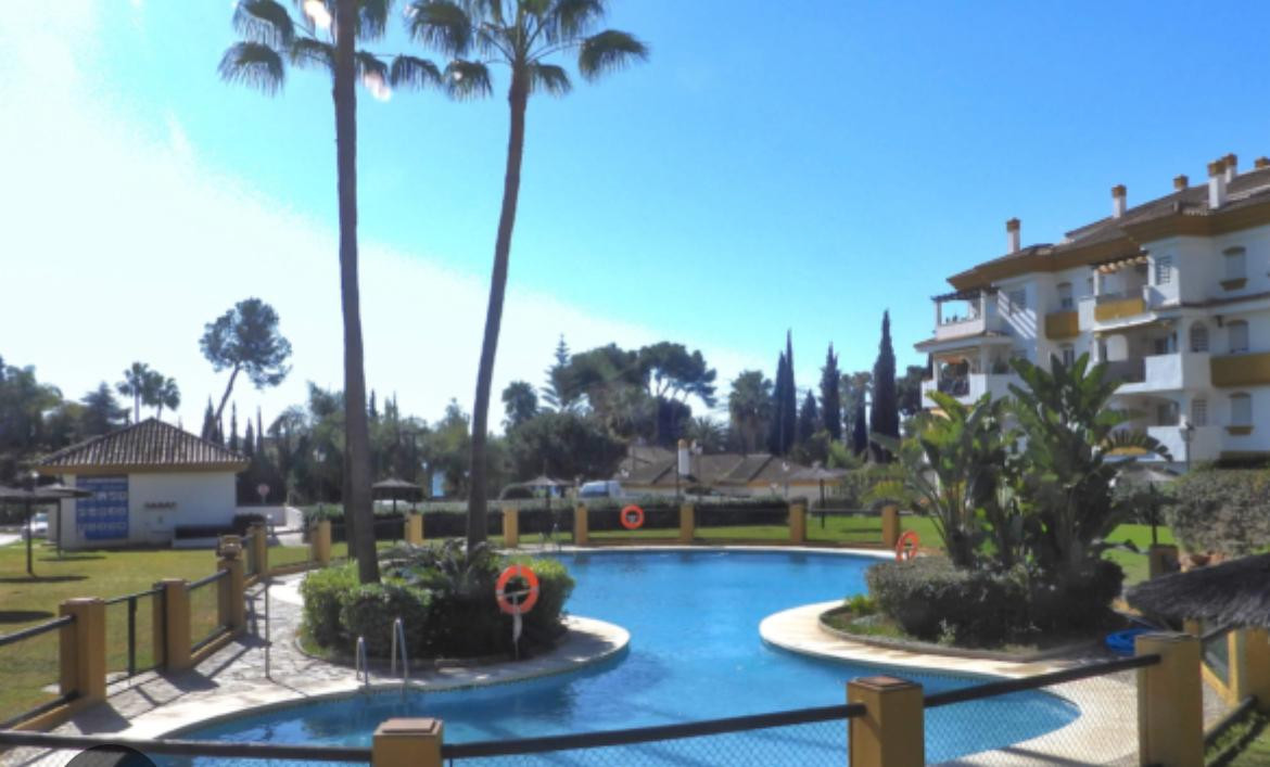 3 Bedroom Apartment in Marbella - Photo 18