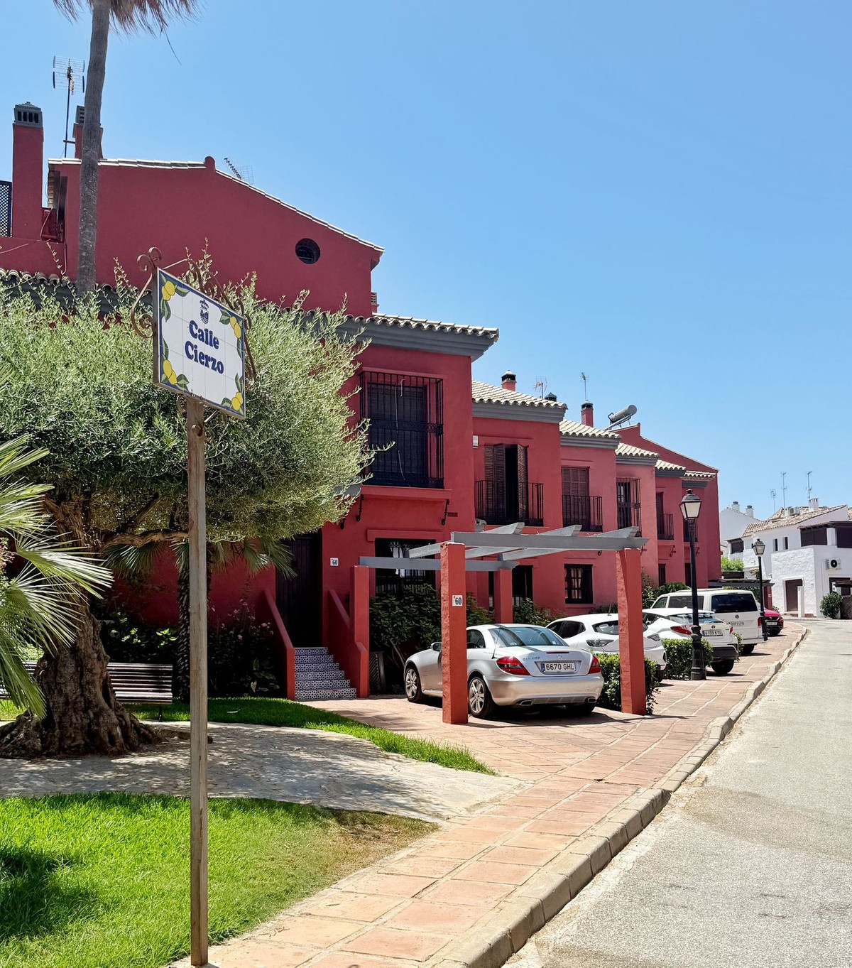 3 Bedroom Townhouse in Estepona - Фото 31