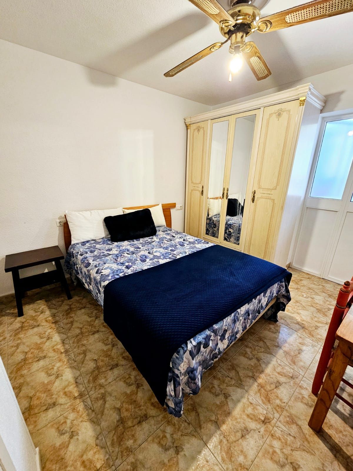 3 Bedroom Apartment in Fuengirola - Photo 11