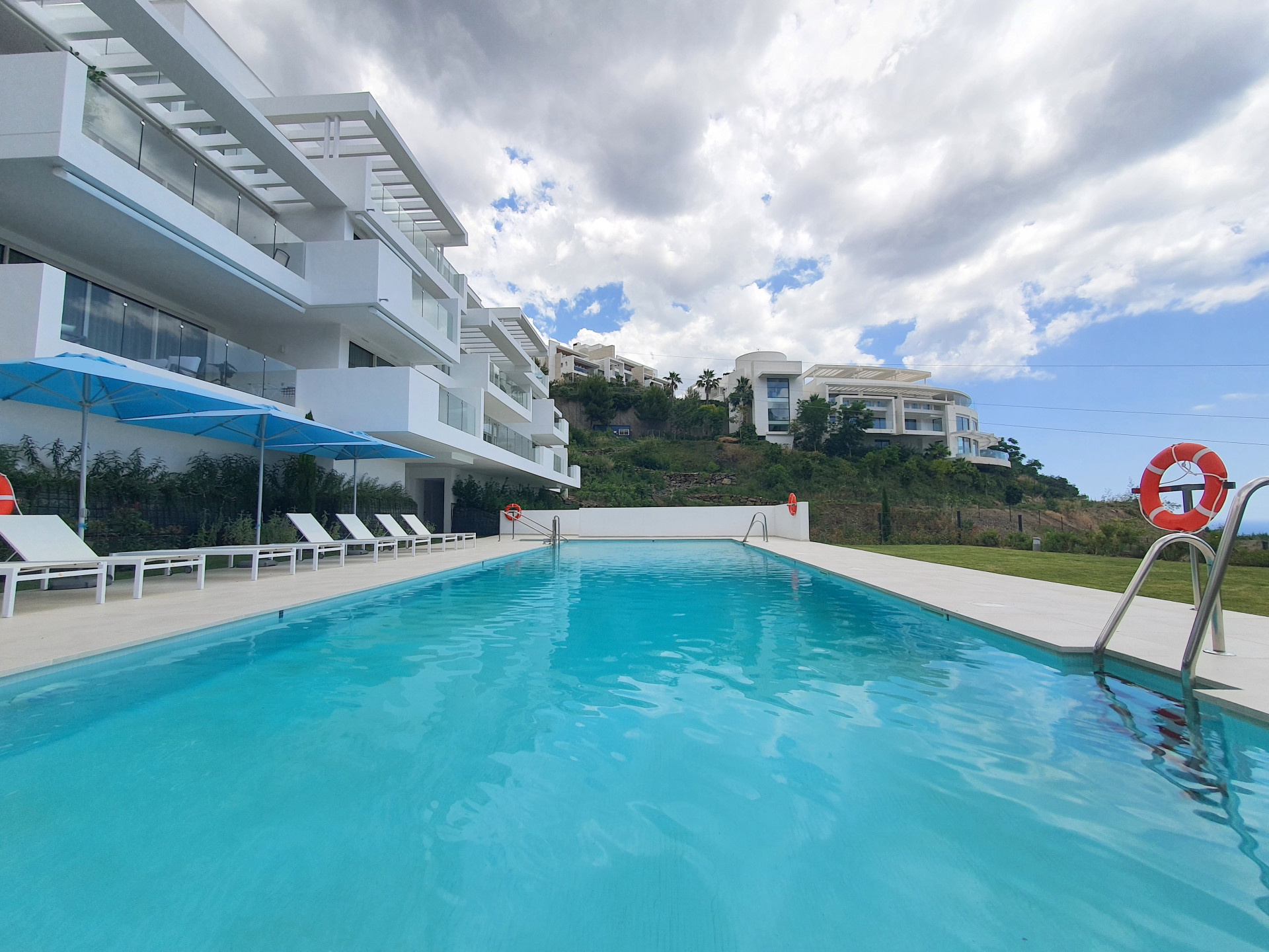 Piso de 3 dormitorios con piscina en Málaga – Foto 22