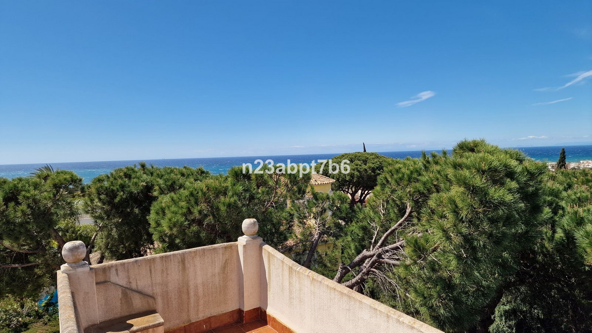 4 Bedroom Villa in Marbella - Foto 13