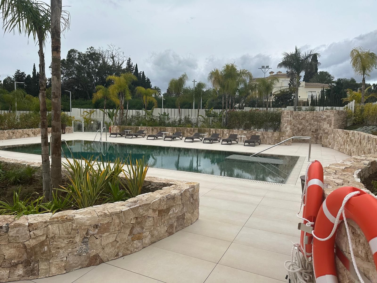 2 Bedroom Apartment in Marbella - Photo 48