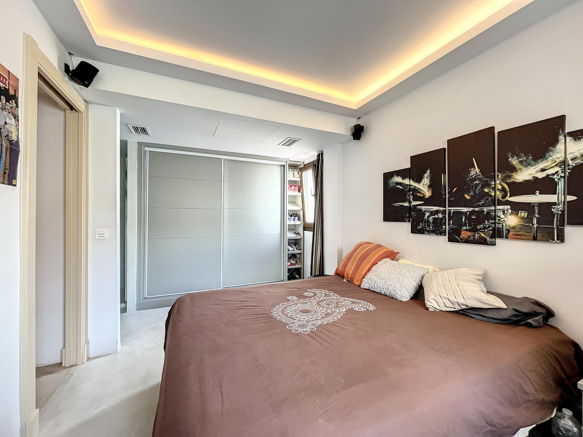 3 Bedroom Penthouse in La Duquesa - Photo 19