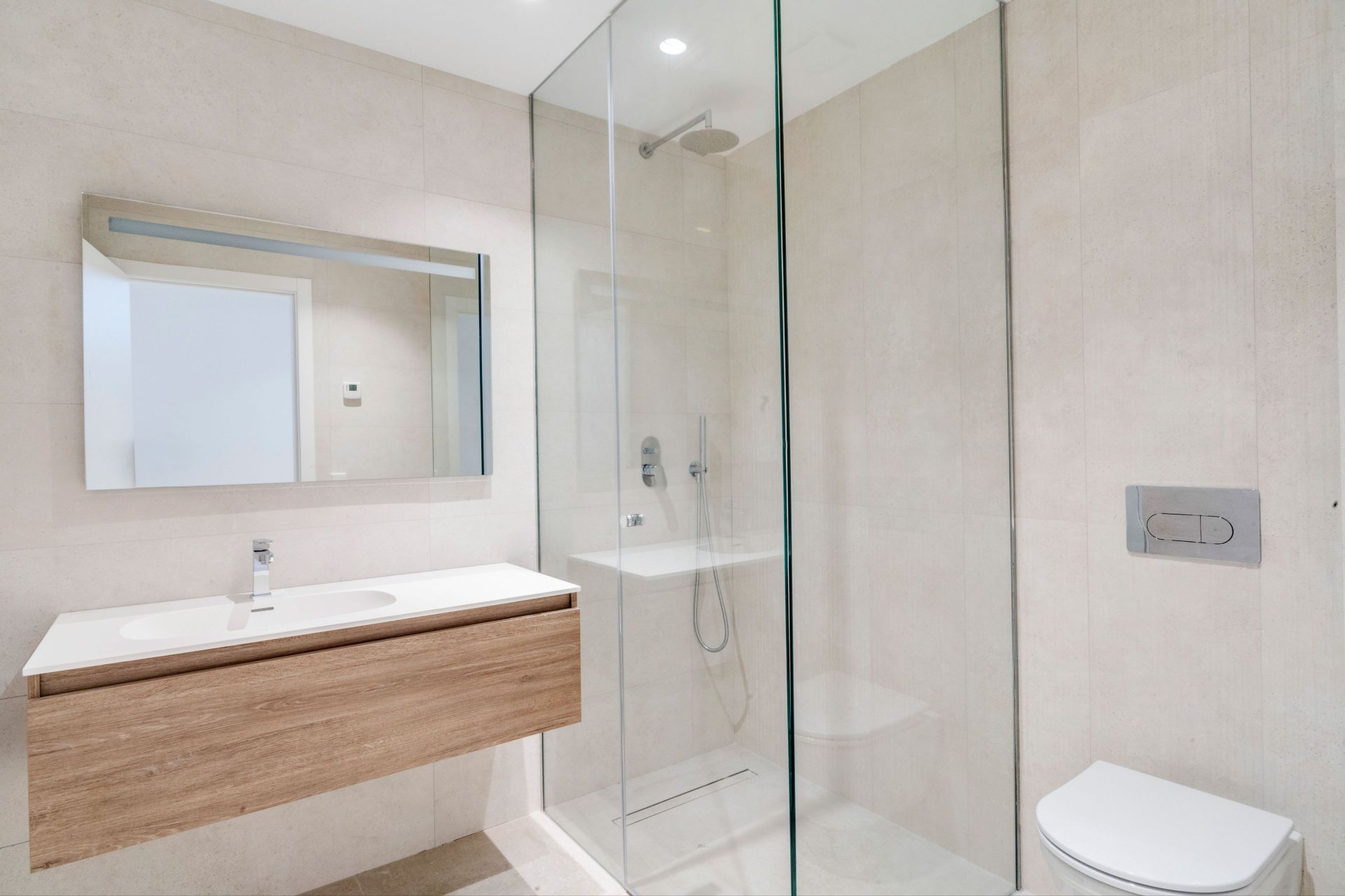 5 Bedroom Villa in Estepona - Photo 27