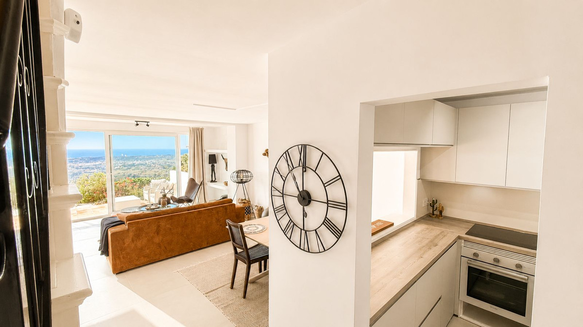 2 Bedroom Townhouse in Mijas - Photo 4