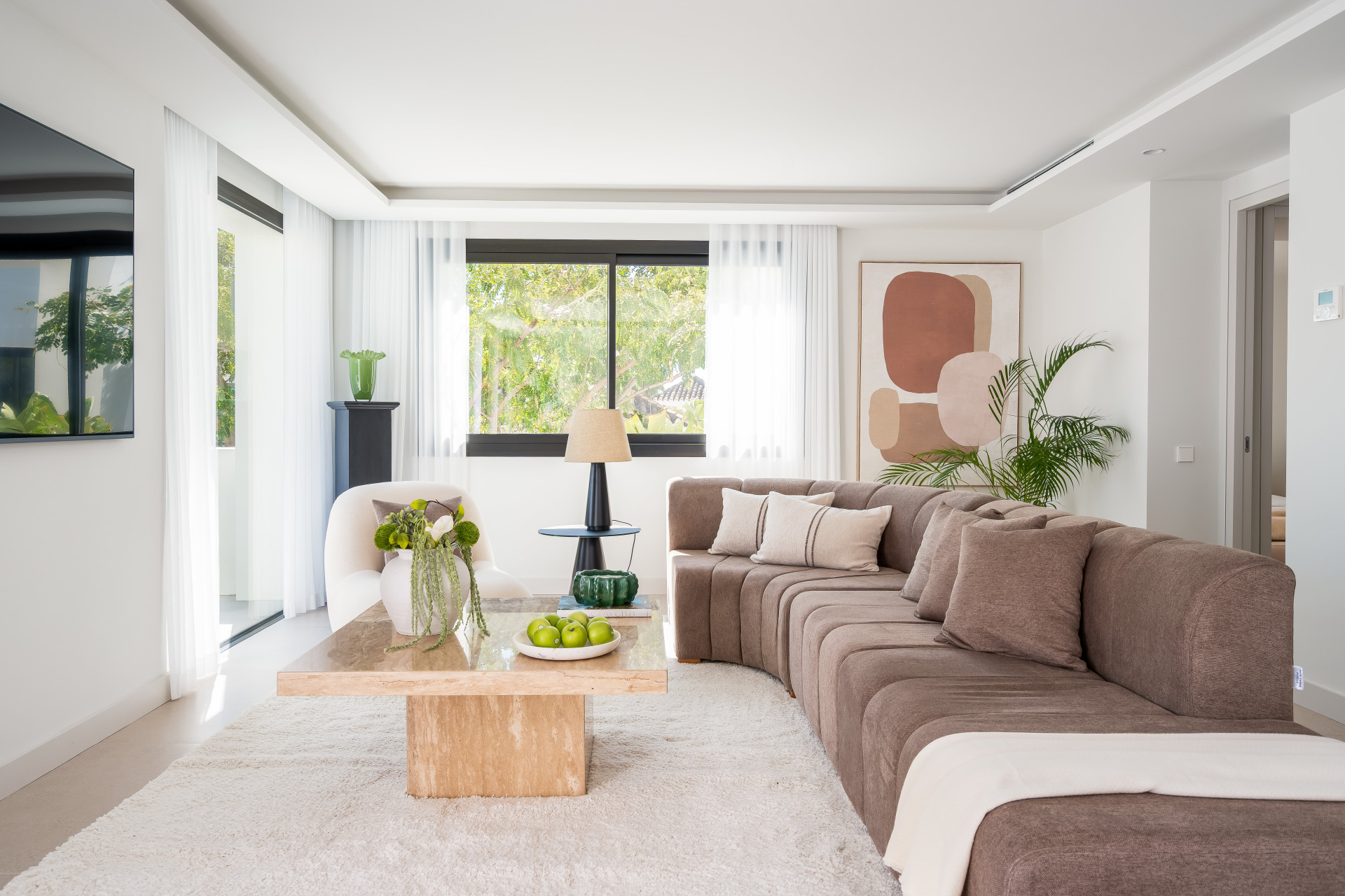 5 Bedroom Villa in Marbella - Photo 6