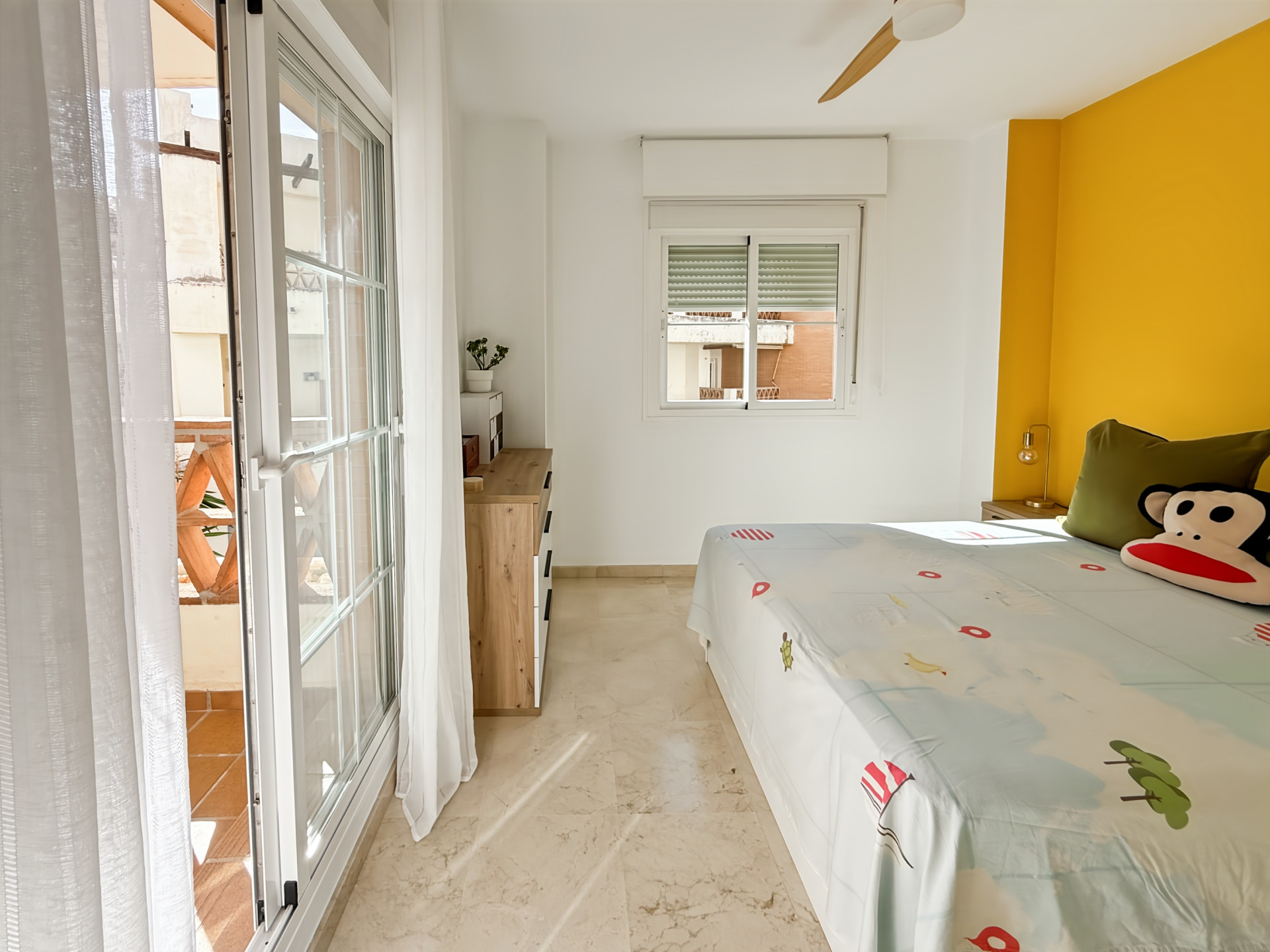 2 Bedroom Apartment in Benalmádena - Photo 19