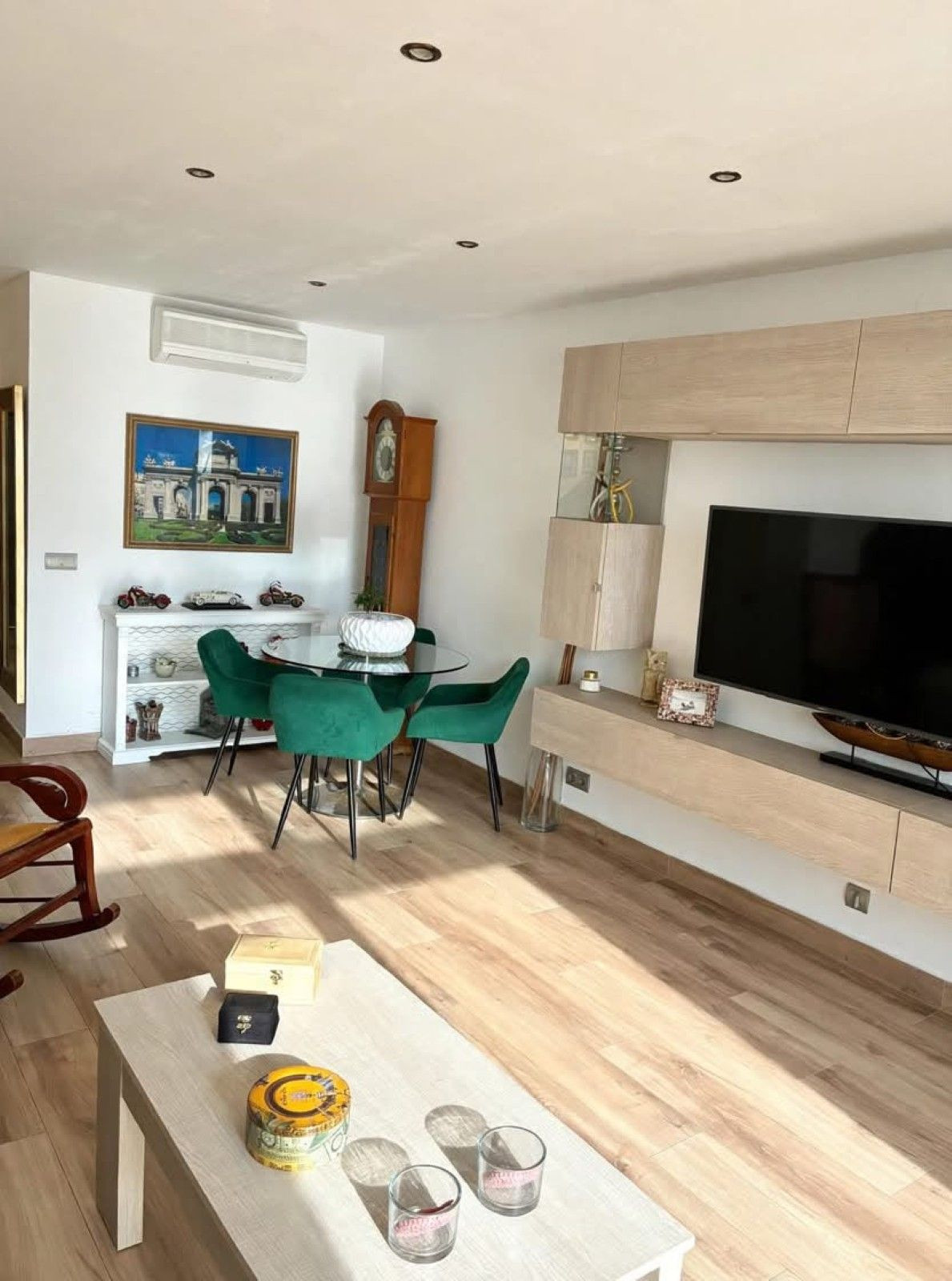 3 Bedroom Townhouse in Marbella - Photo 2