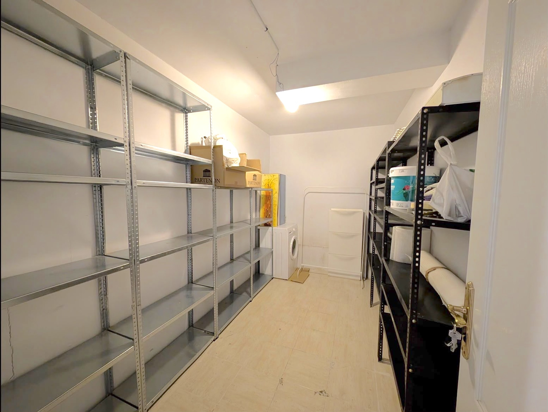 2 Bedroom Apartment in Benalmádena - Photo 21