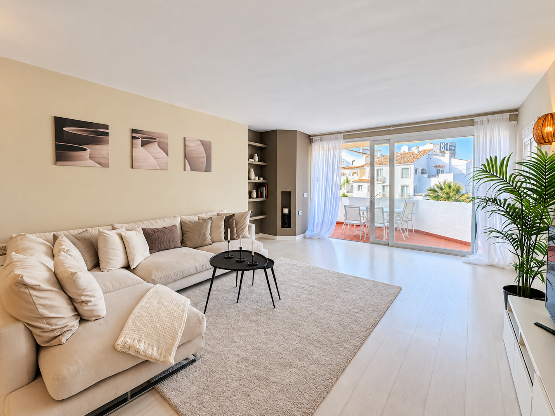 3 Bedroom Apartment in Marbella - Photo 9