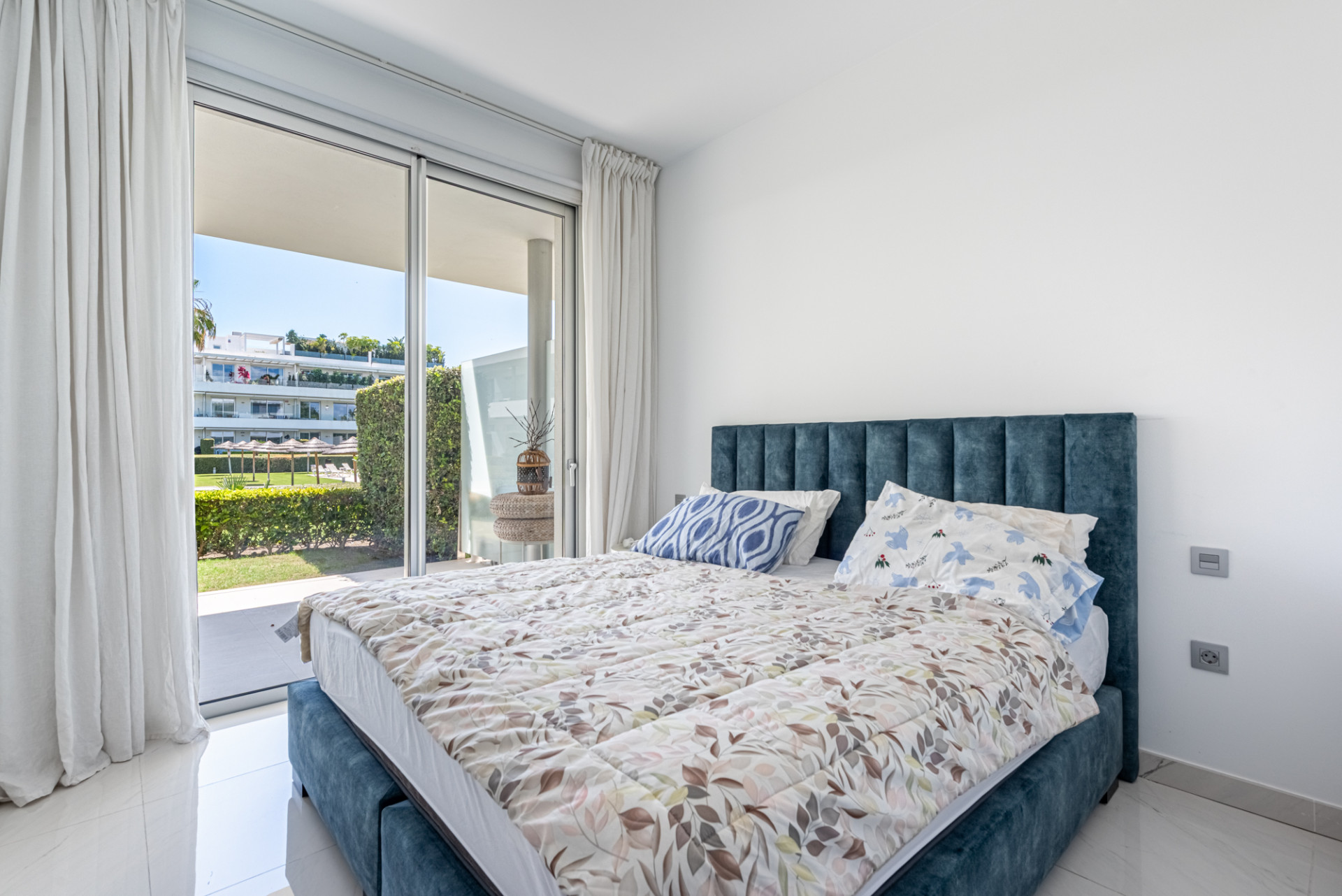 3 Bedroom Apartment in Estepona - Photo 14