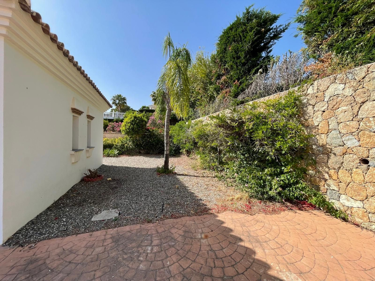 5 Bedroom Villa in Mijas - Photo 41
