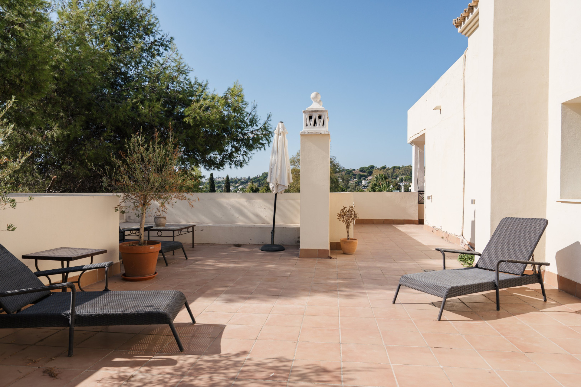 Apartamento com 4 quartos com piscina em Málaga, Espanha – Foto 16