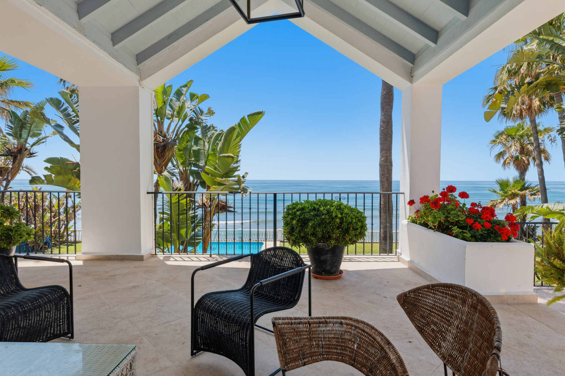 7 Bedroom Villa in Estepona - Photo 30