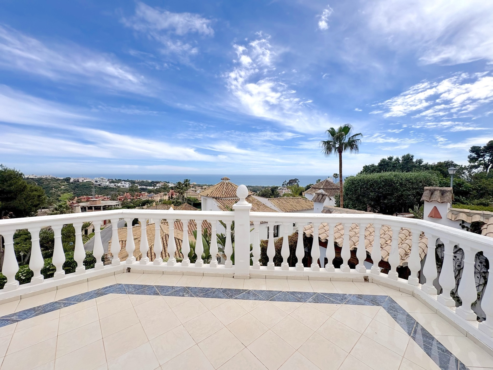 6 Bedroom Villa in Marbella - Foto 2