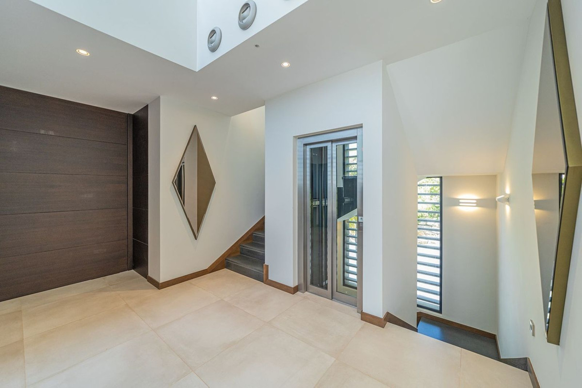 5 Bedroom Villa in Benahavís - Foto 22