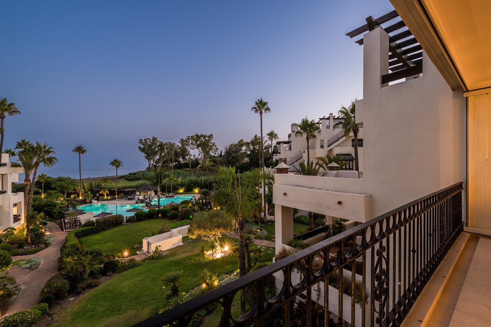 3 Bedroom Apartment in Estepona - Photo 28