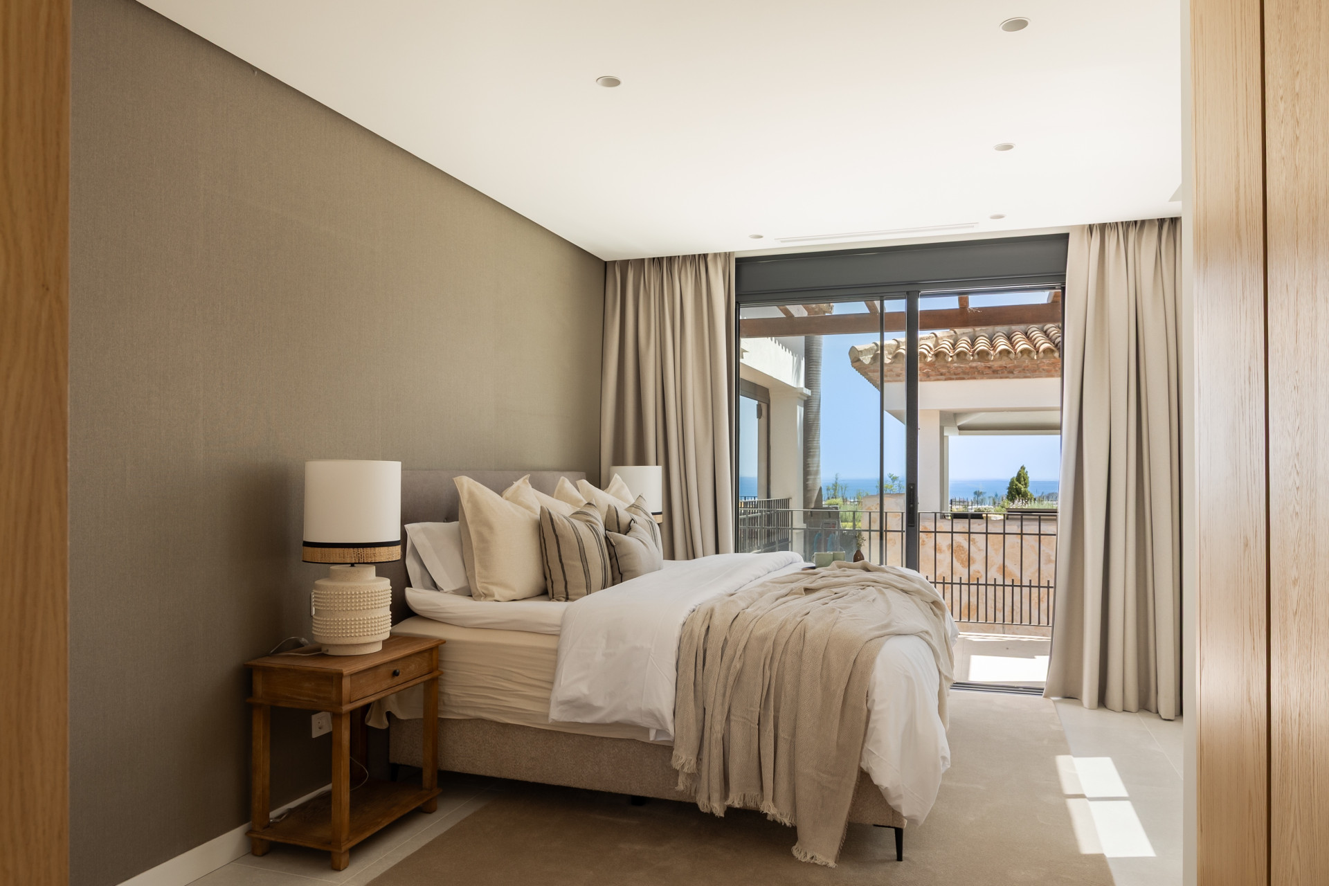 4 Bedroom Villa in Benahavís - Фото 19