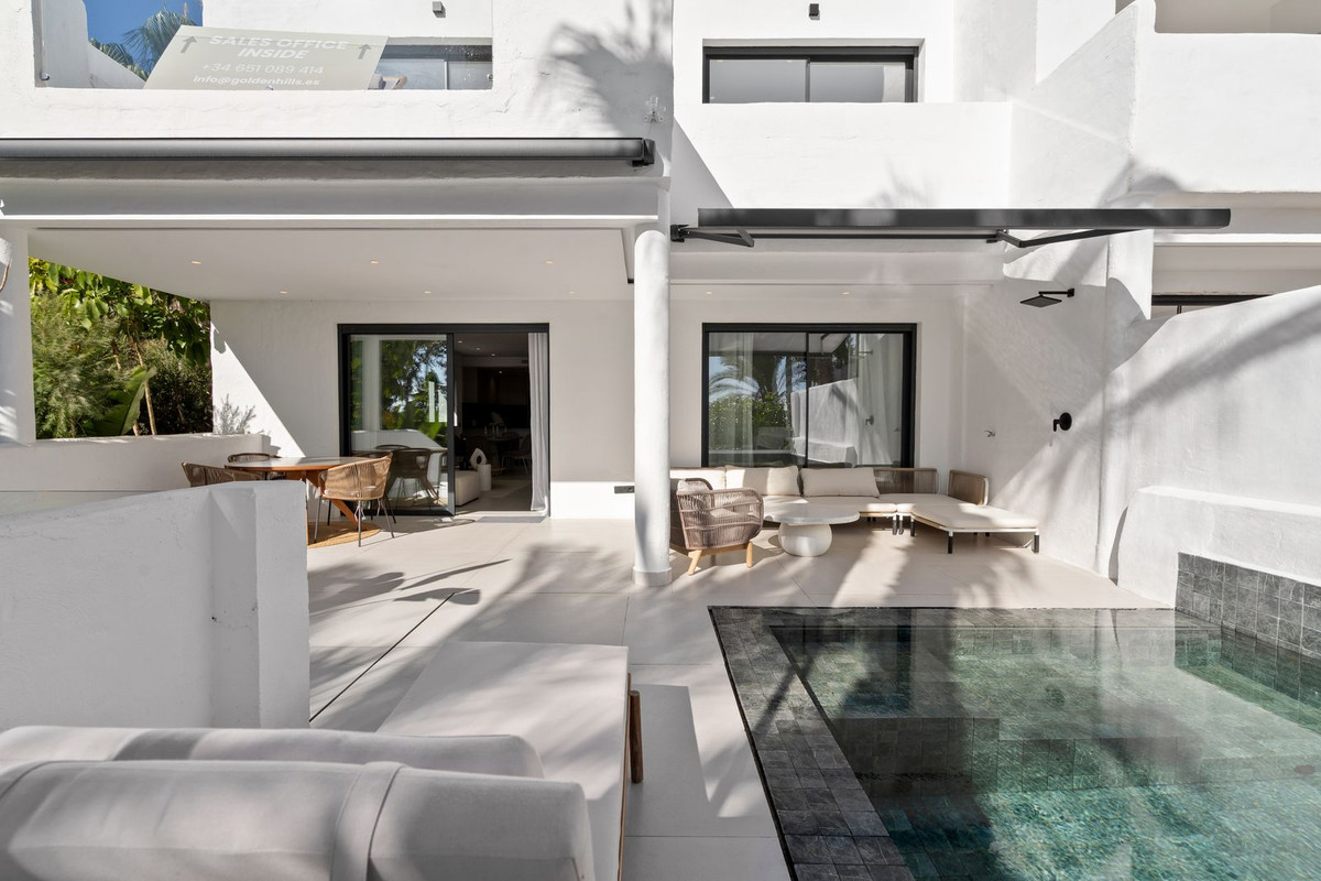5 Bedroom Penthouse in Estepona - Foto 2
