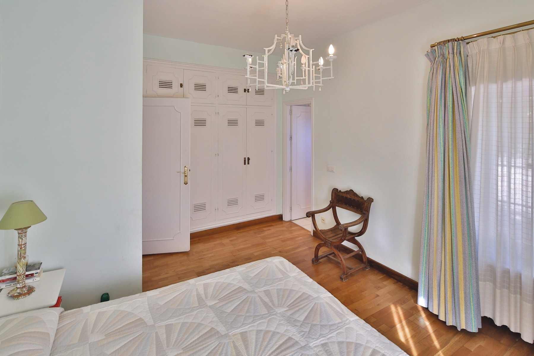 6 Bedroom Villa in San Pedro de Alcántara - Photo 11