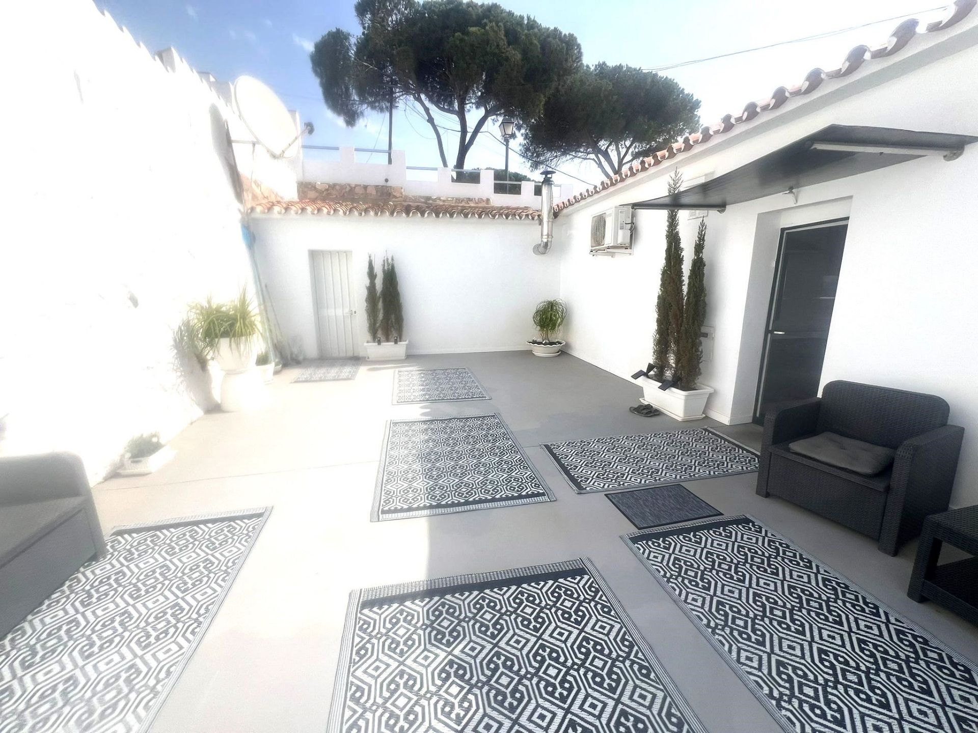 2 Bedroom Villa in Fuengirola - Photo 11